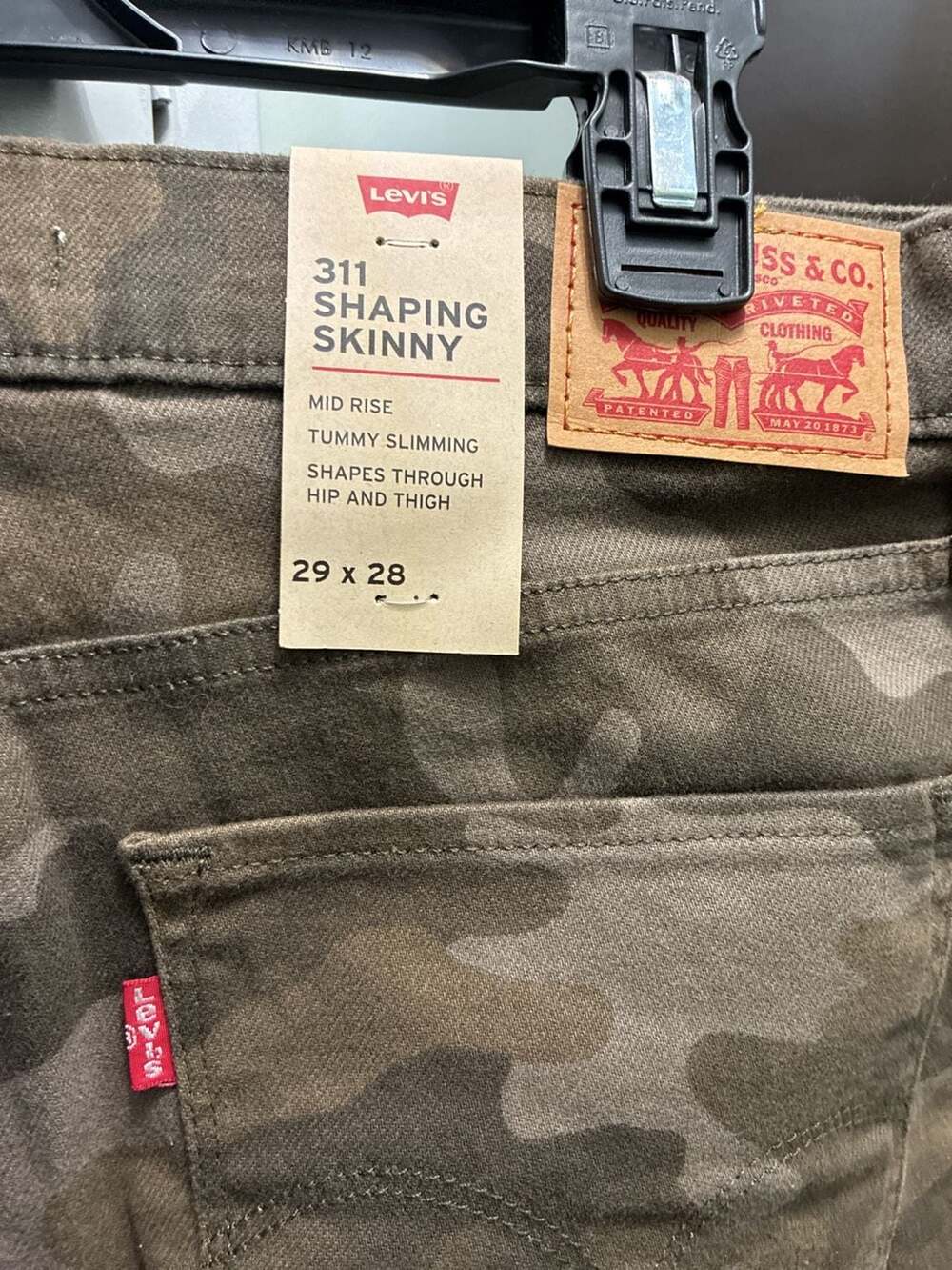 Levi's 311 Shaping Skinny Mid Rise Camouflage Jeans - Picture 5 of 12